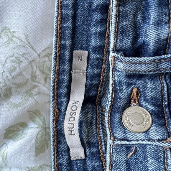 Hudson jeans size 25. Excellent condition - Picture 4 of 5